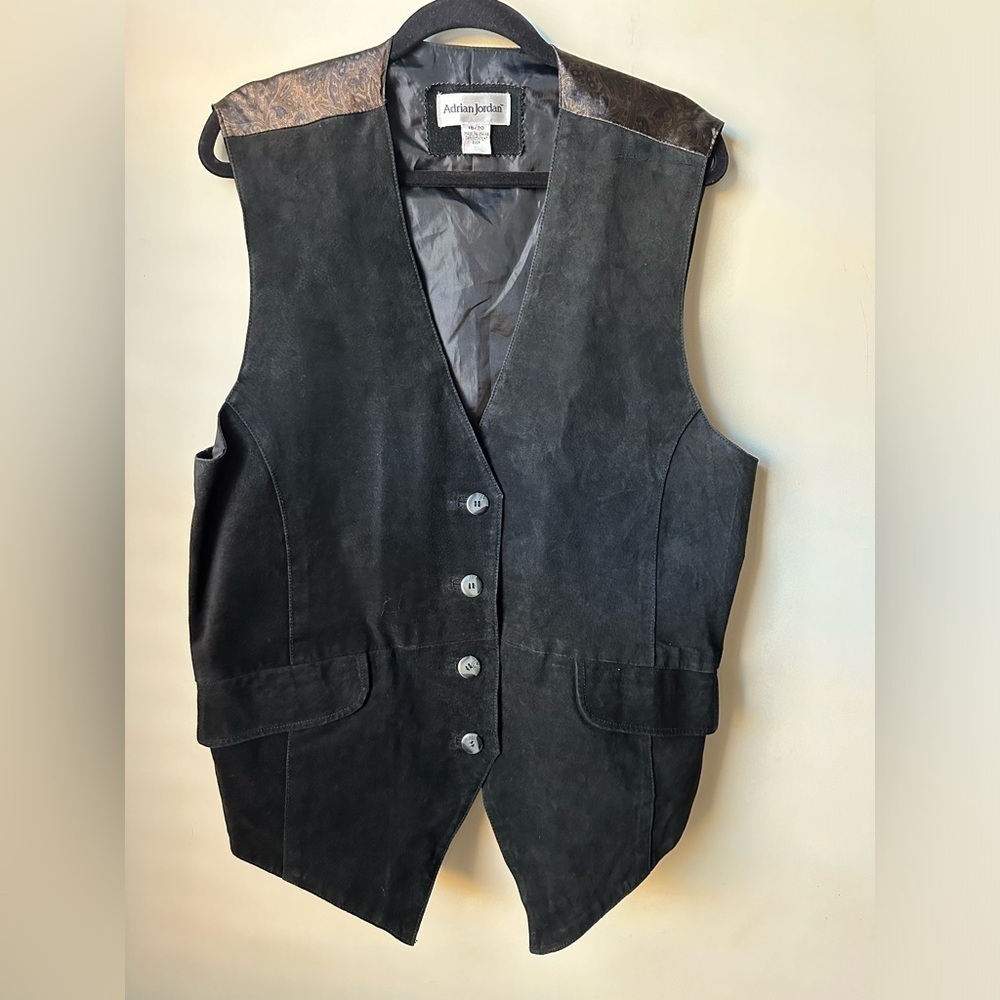 Adrian Jordan Men’s Genuine Brown Suede Leather Vest Button Western Wear
